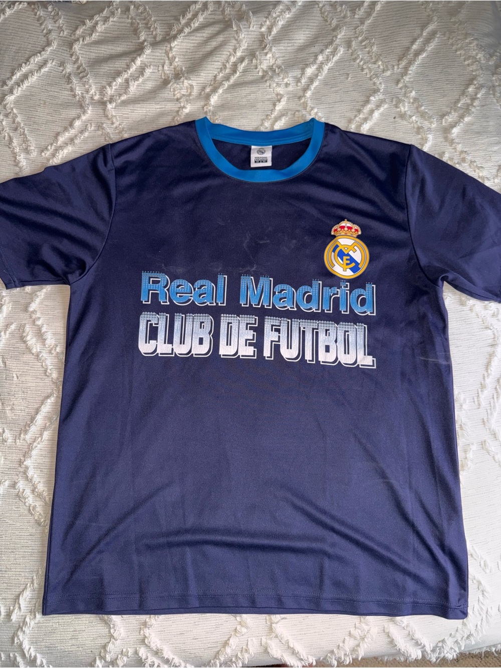Real Madrid Club de Futbol Navy Soccer Shirt – Medium